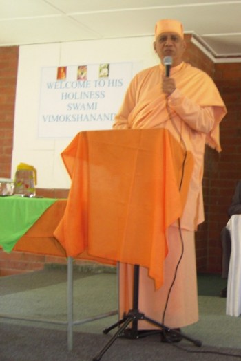 Swami Vimokshananda addressing the Pupils and Educators