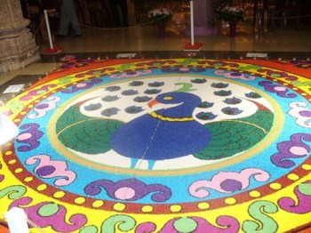 Diwali Rangoli at Swaminarayan Mandir at Johannesburg, prepared at 1047 woman-hours!