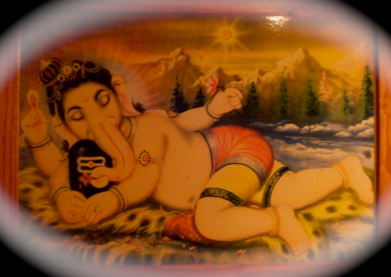 Child Ganesha embracing Shiva-linga, Photo Courtesy: Rishi