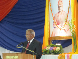 Naidu presenting his no-nonsense paper