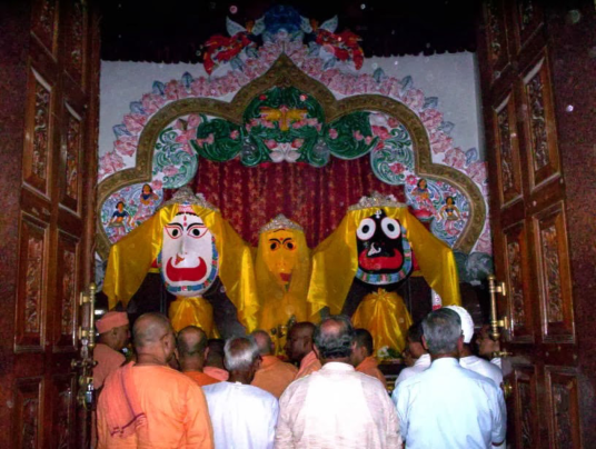Sri Jagannatha Swami, the two siblings – Subhadra and Balabhadra at Ranchi Jagannatha Temple
